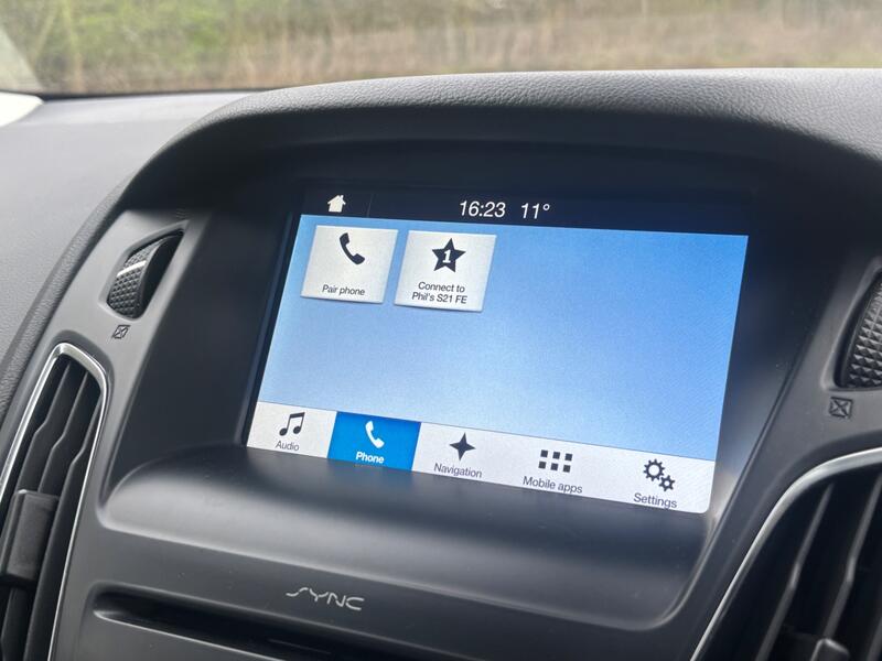 FORD FOCUS
