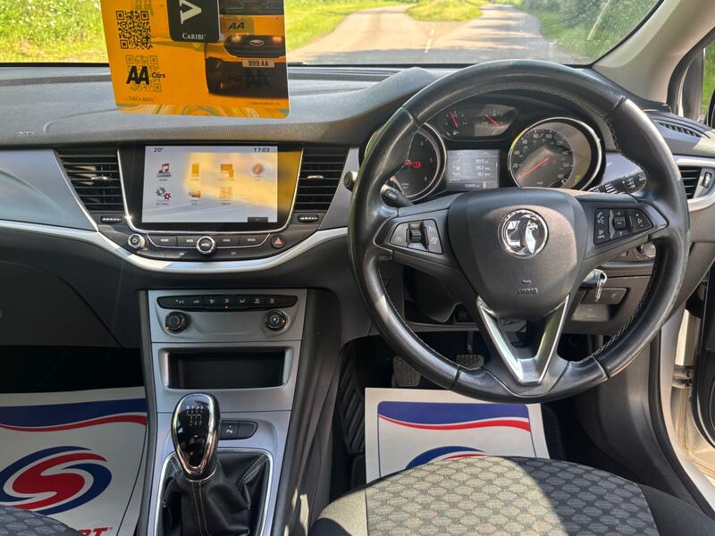 VAUXHALL ASTRA