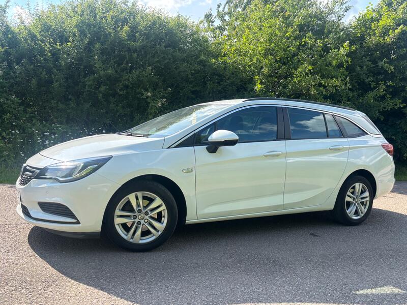 VAUXHALL ASTRA