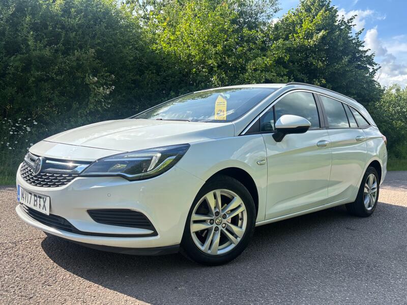 VAUXHALL ASTRA