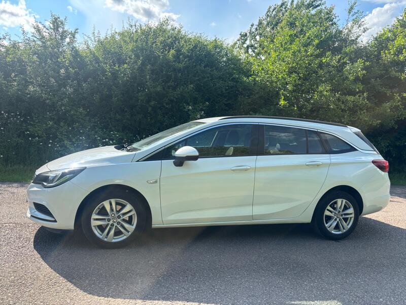 VAUXHALL ASTRA