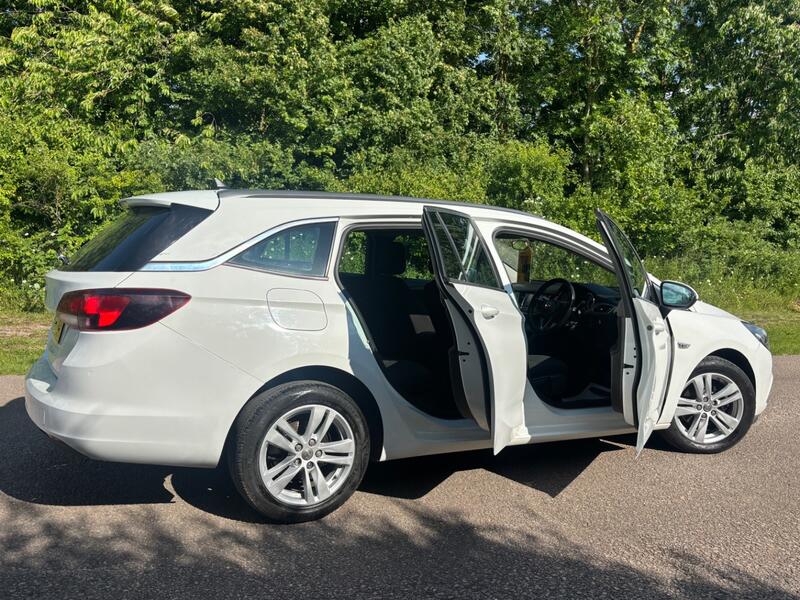 VAUXHALL ASTRA