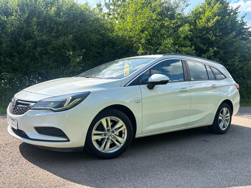 VAUXHALL ASTRA