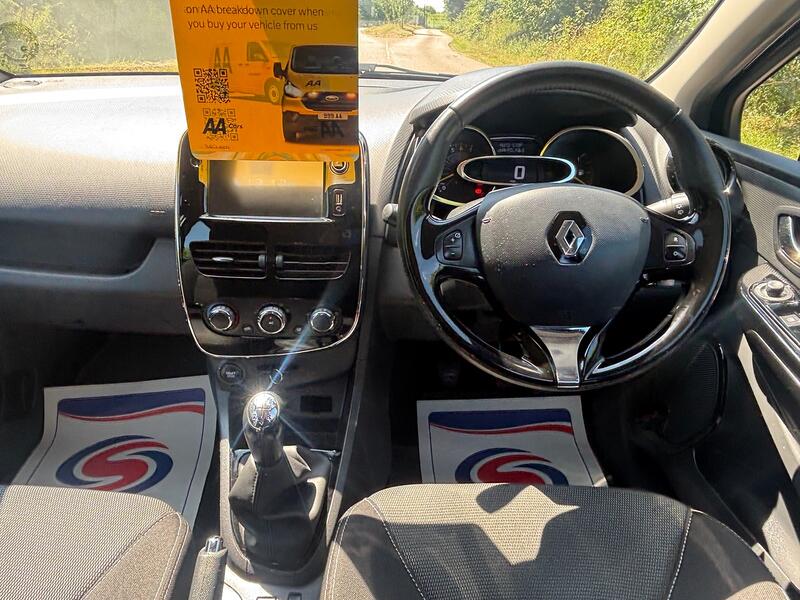 RENAULT CLIO