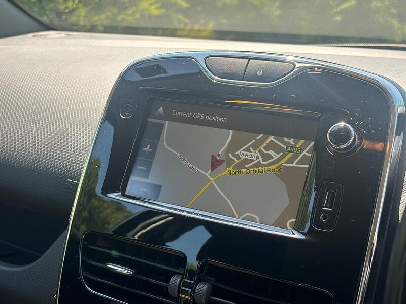RENAULT CLIO