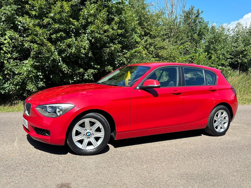 BMW 1 SERIES