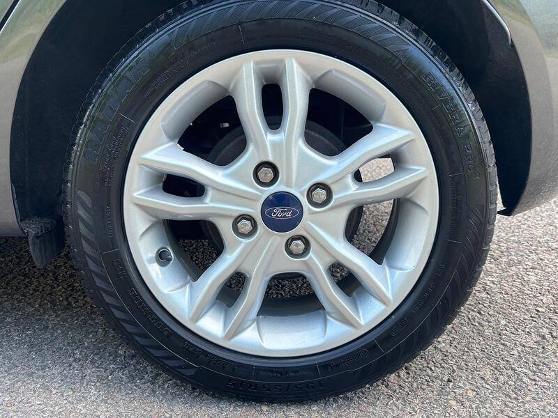 FORD FIESTA