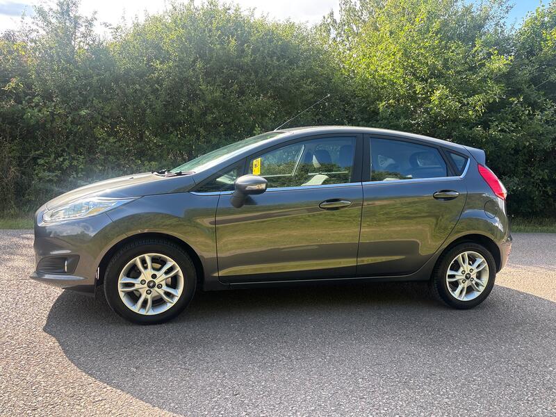 FORD FIESTA