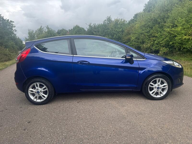 FORD FIESTA